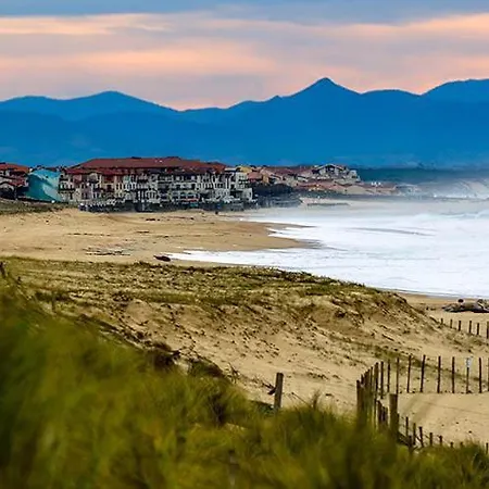 Brand New Surf At The End Of Golf, Classe 5 Etoiles Holiday home *